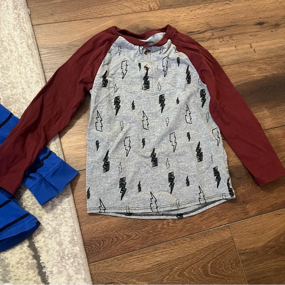 Bundle of boys long sleeve shirts, size 5T - Picture 3 of 4